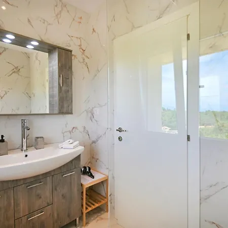 فيلة Villekulla *